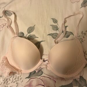 VS Dream Angels Light Link Lace Push Up Bra 32A